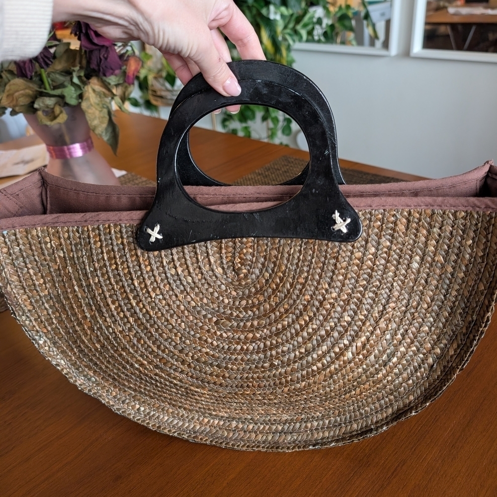 Handcrafted Woven Tote with Black Handles - Picture 4 of 7